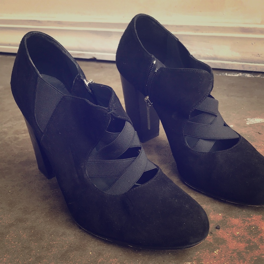 Black heels